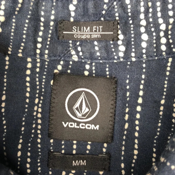 Volcom Men’s Slim Fit Button Front Short Sleeve Shirt - Picture 7 of 9